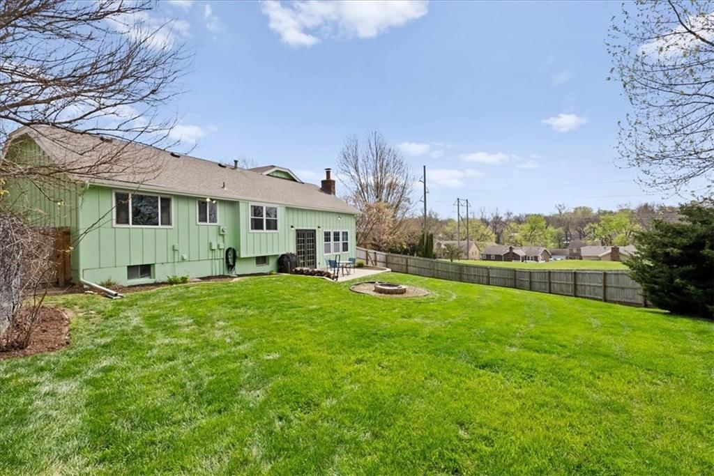 12205 W 72nd Street — photo 28