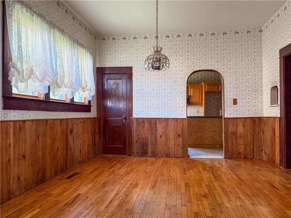203 S Sycamore Street — photo 8