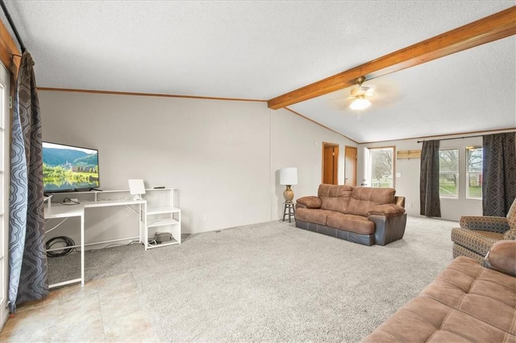 12391 SW Spring Street — photo 7