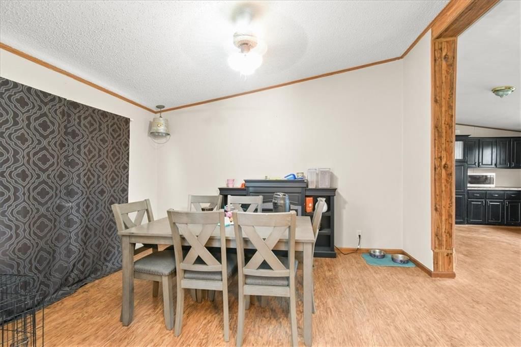 12391 SW Spring Street — photo 11