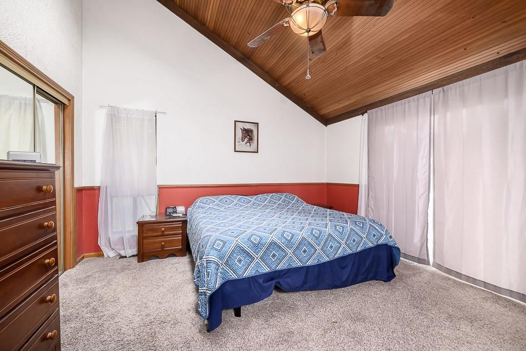 12374 Pinehurst Drive — photo 11