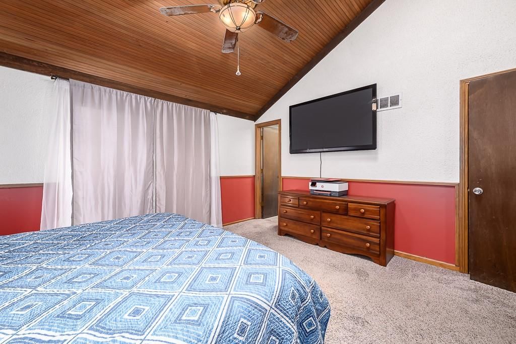 12374 Pinehurst Drive — photo 12