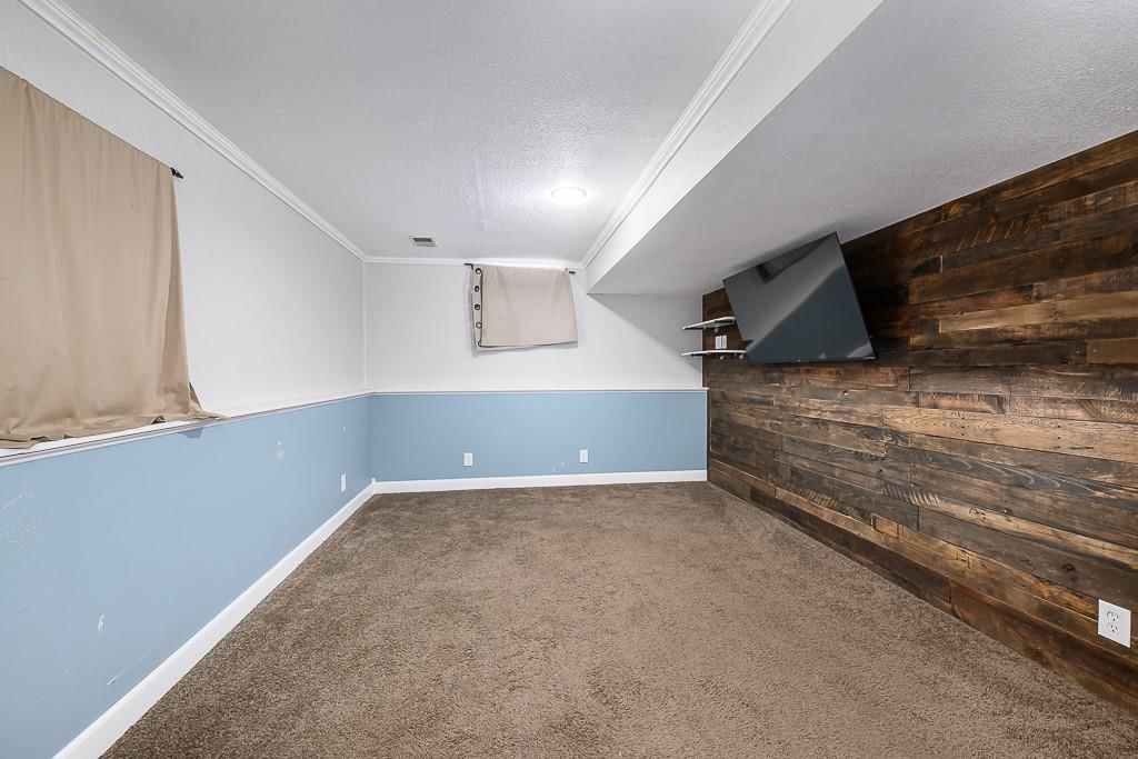 12374 Pinehurst Drive — photo 18