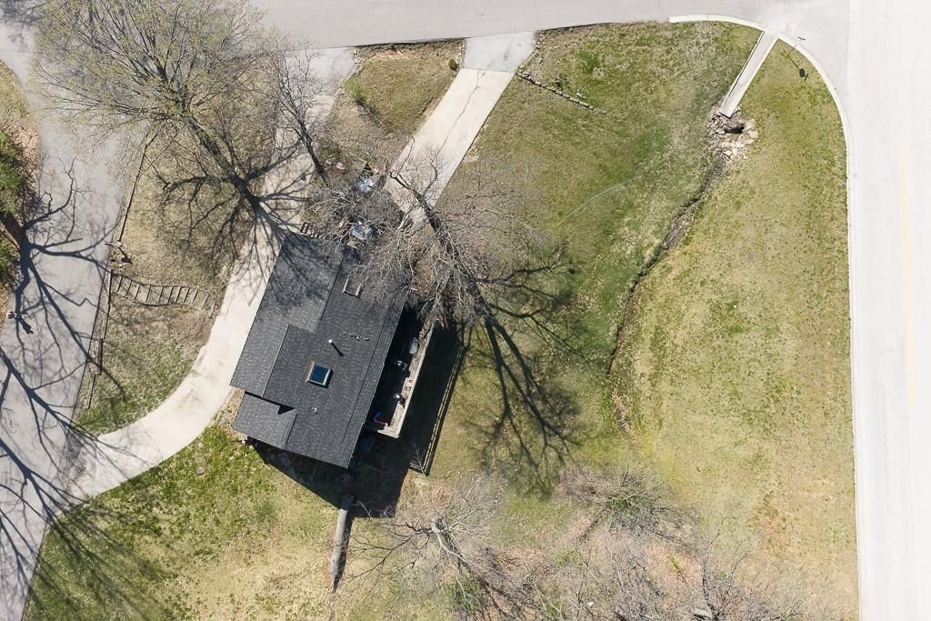 12374 Pinehurst Drive — photo 24