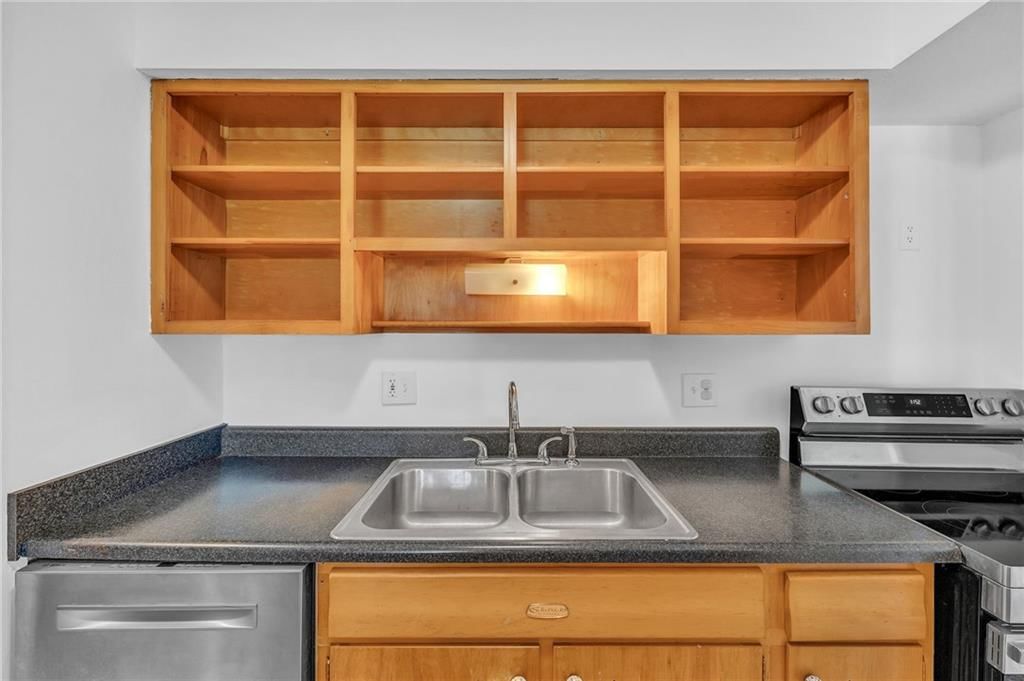 1300 Westbrooke Street — photo 17