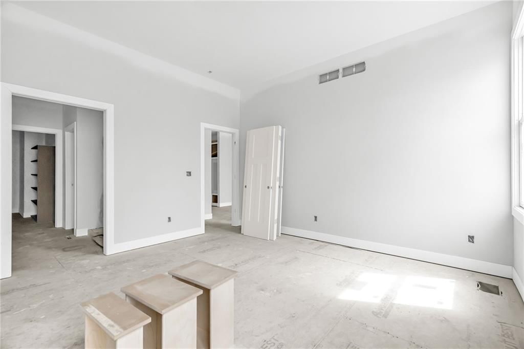 4 HIGHLAND Circle — photo 13