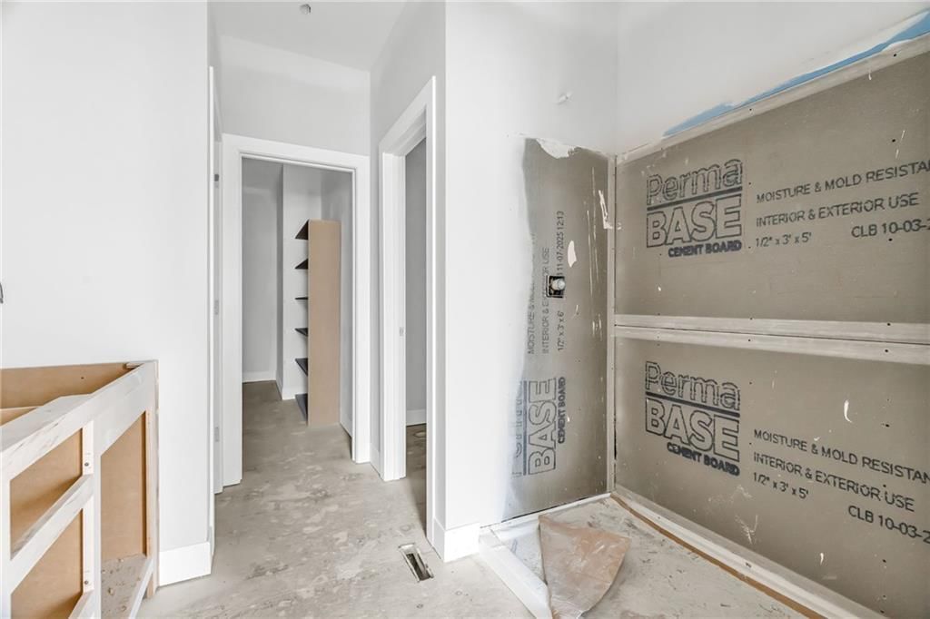 4 HIGHLAND Circle — photo 15