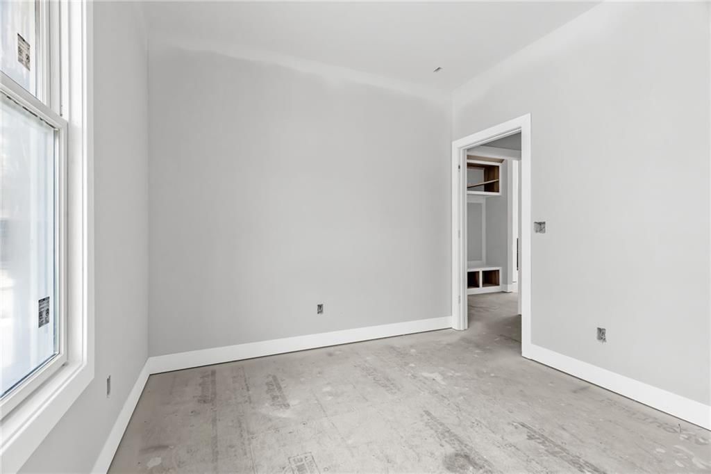 4 HIGHLAND Circle — photo 18