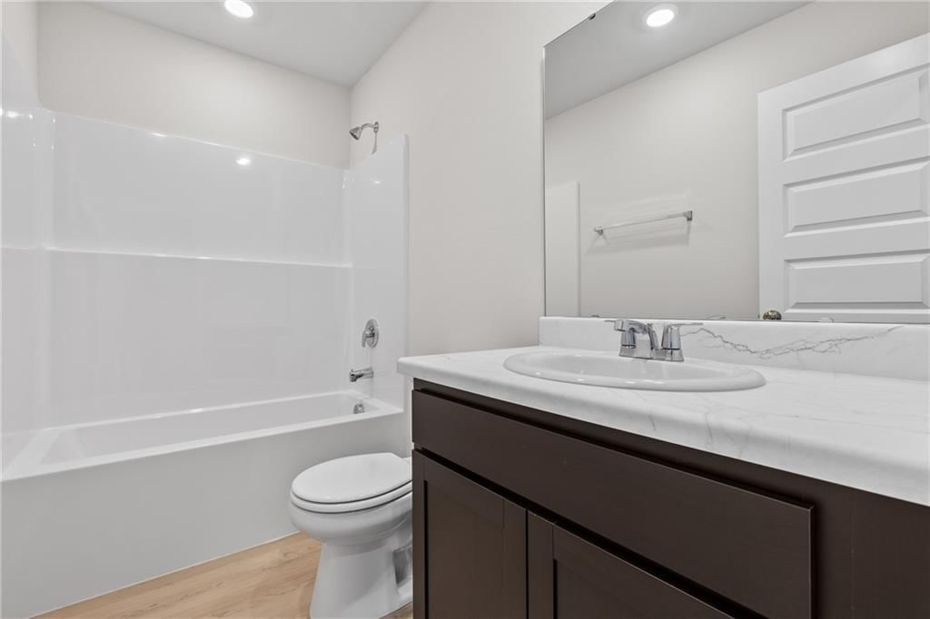 20829 Fairview Street — photo 4