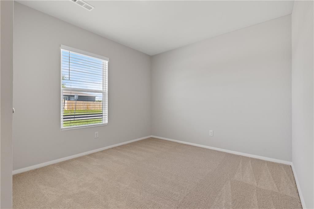 20829 Fairview Street — photo 5