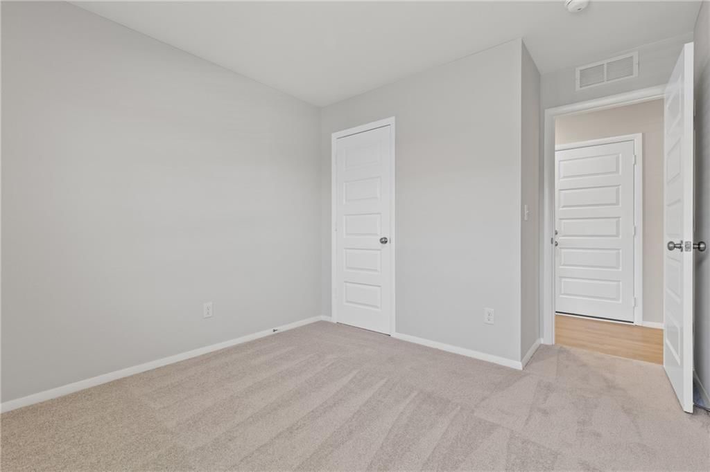 20829 Fairview Street — photo 8