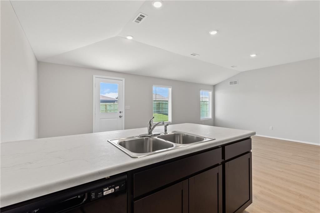 20829 Fairview Street — photo 15