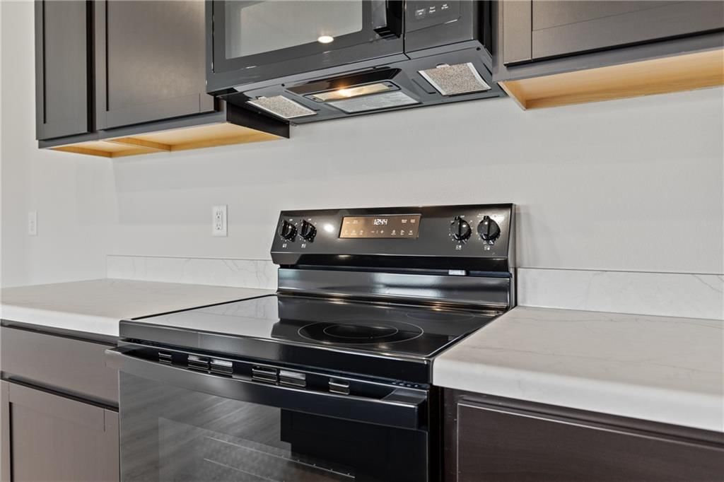 20829 Fairview Street — photo 17