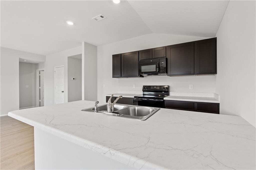 20829 Fairview Street — photo 18