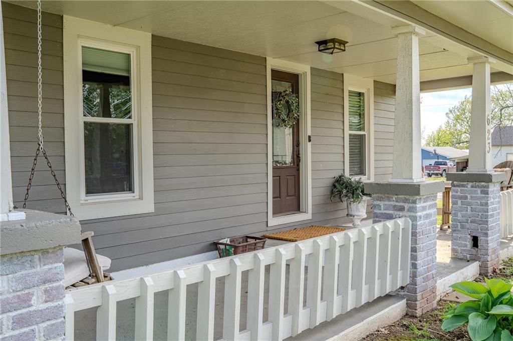 623 Sheridan Street — photo 2