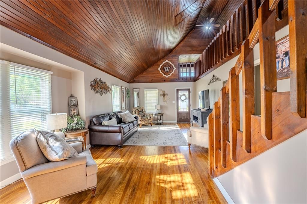 623 Sheridan Street — photo 24