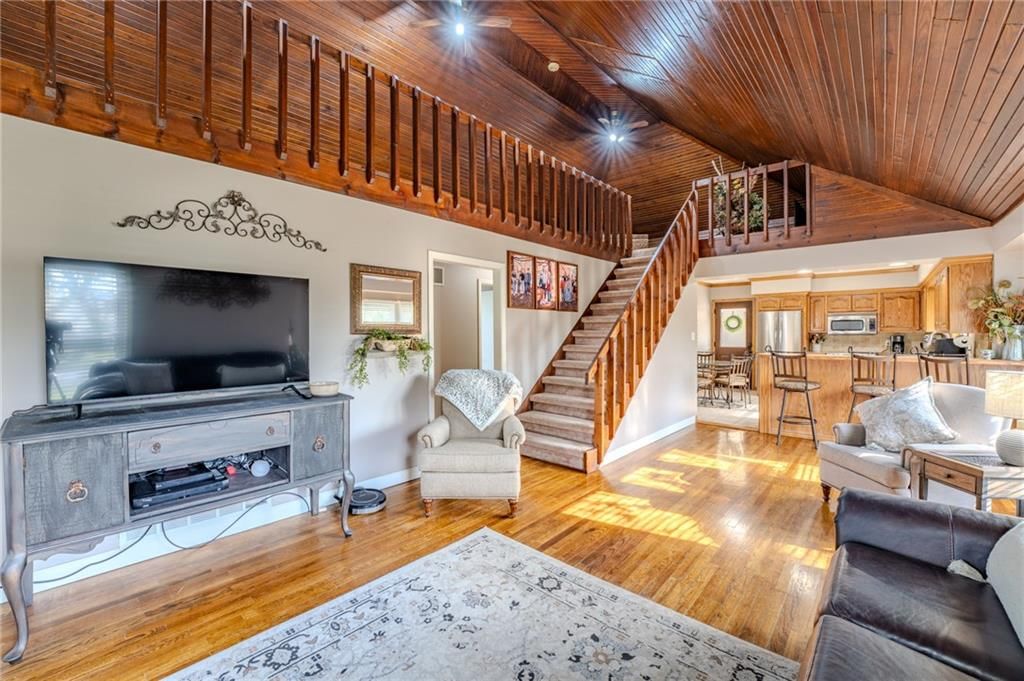 623 Sheridan Street — photo 26