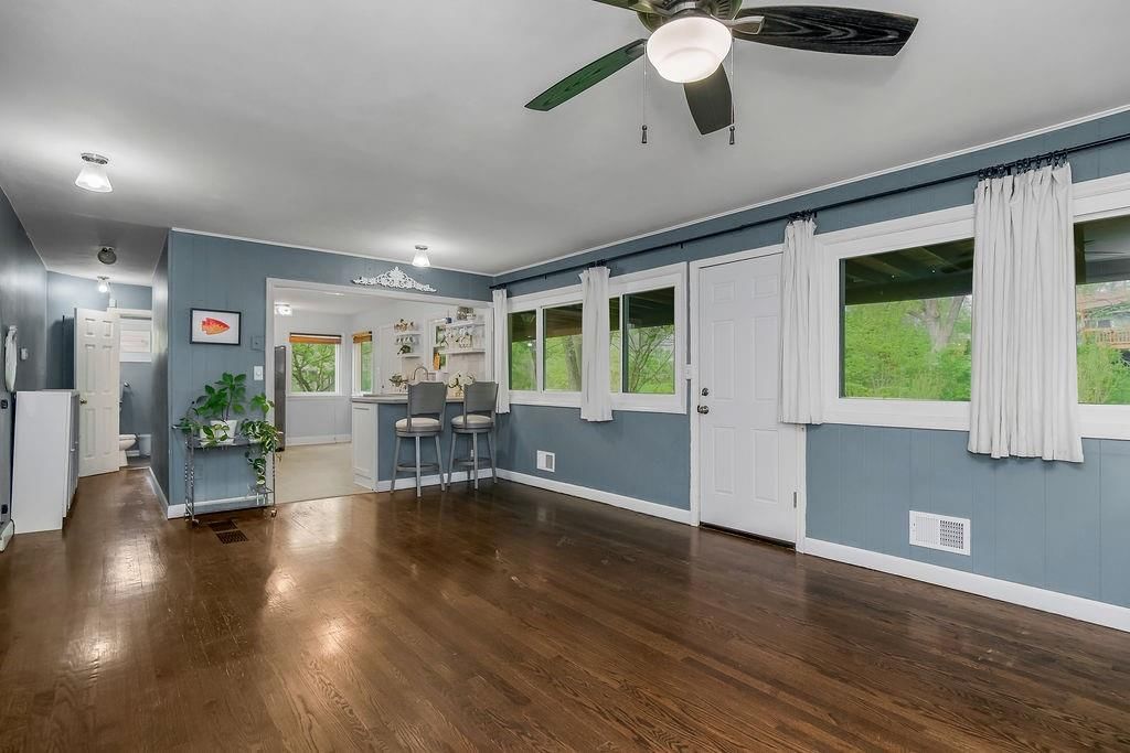 8416 Kenwood Avenue — photo 8