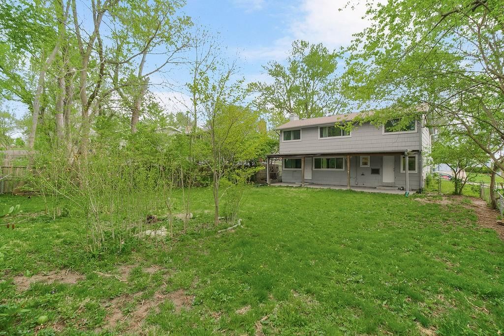 8416 Kenwood Avenue — photo 25