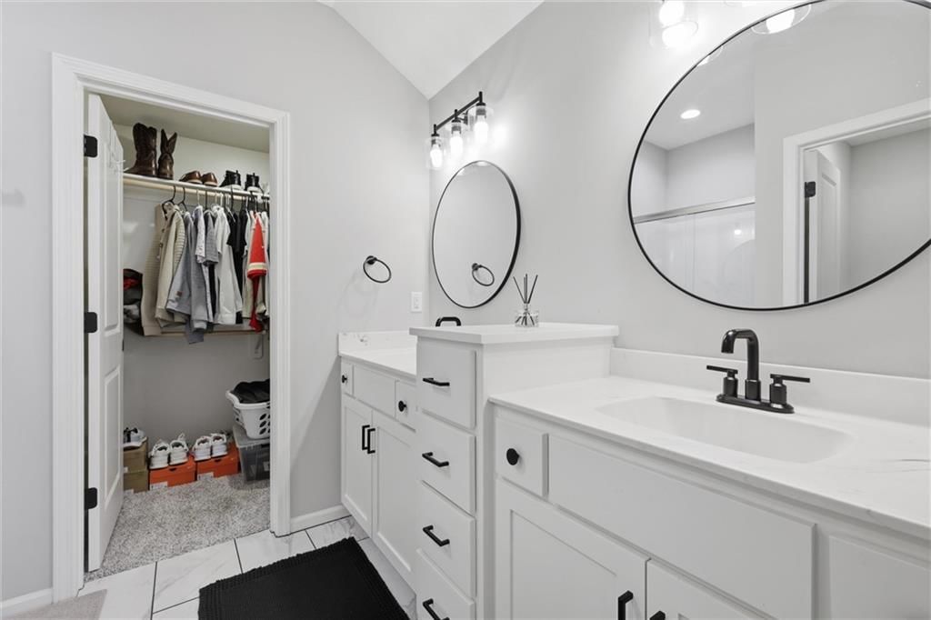 20705 Copper Creek Drive — photo 12