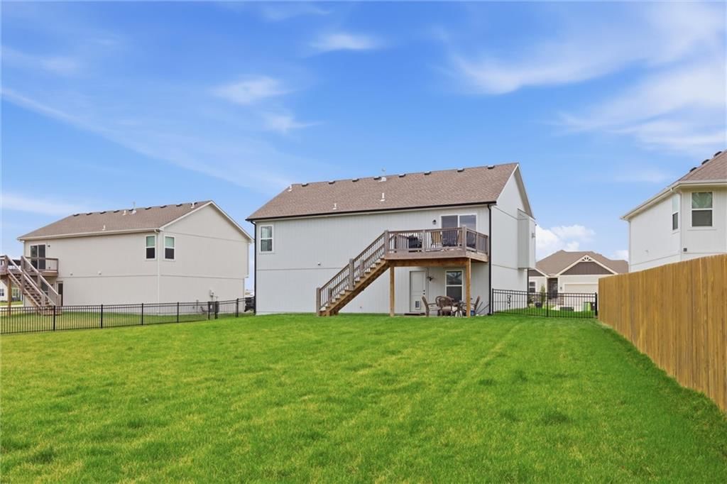 20705 Copper Creek Drive — photo 24
