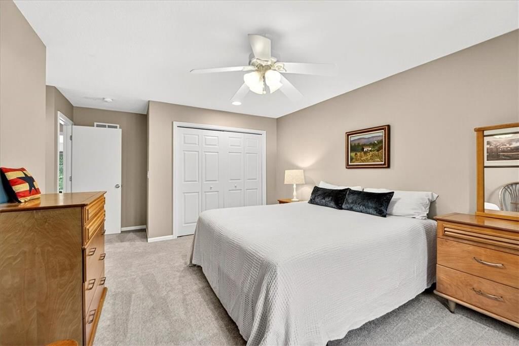 8326 Richards Road — photo 33