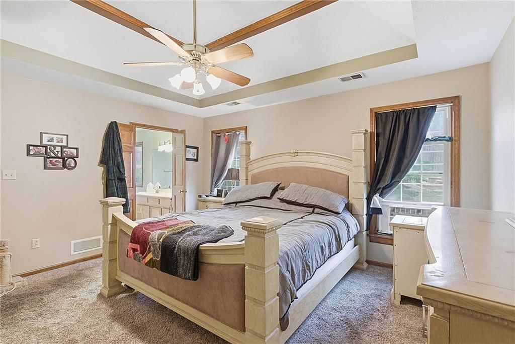 3462 N Garfield Avenue — photo 4