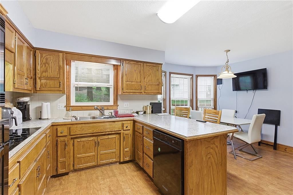 3462 N Garfield Avenue — photo 16