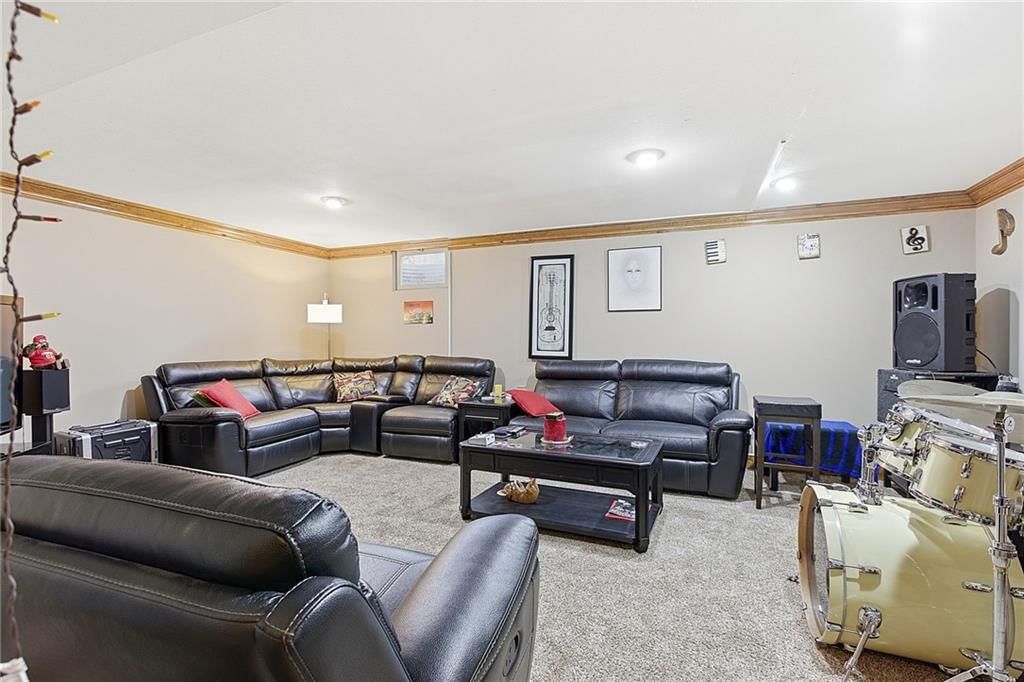 3462 N Garfield Avenue — photo 30