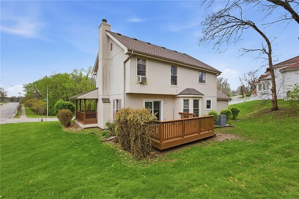3462 N Garfield Avenue — photo 37