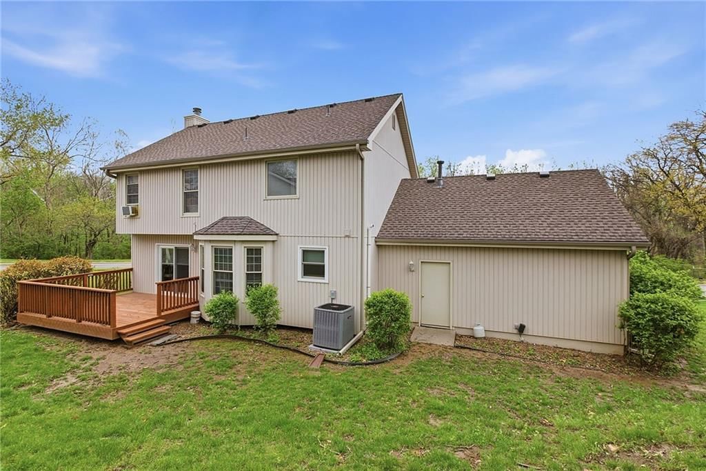 3462 N Garfield Avenue — photo 39