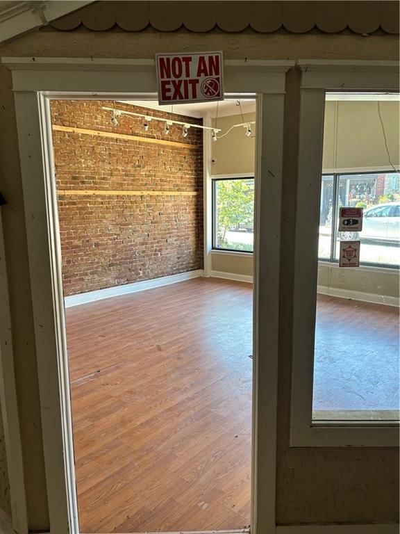 1710 W 45th Street — photo 5