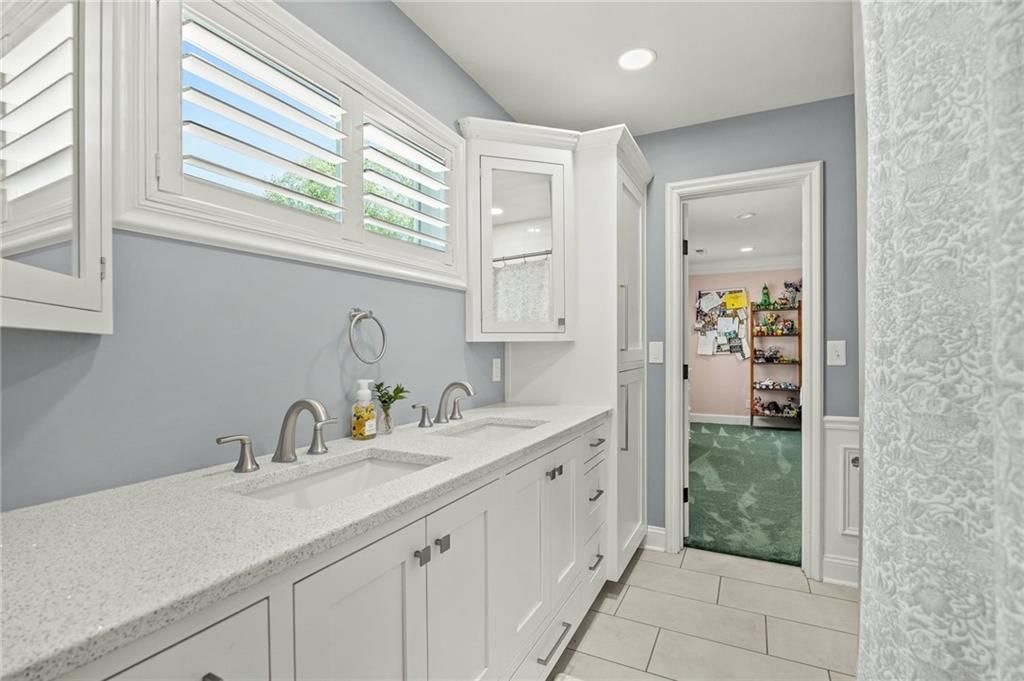 12320 Donovan Drive — photo 52