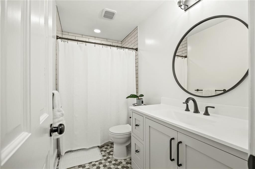 12320 Donovan Drive — photo 55