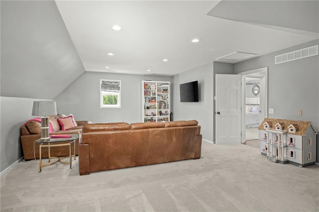 12320 Donovan Drive — photo 58