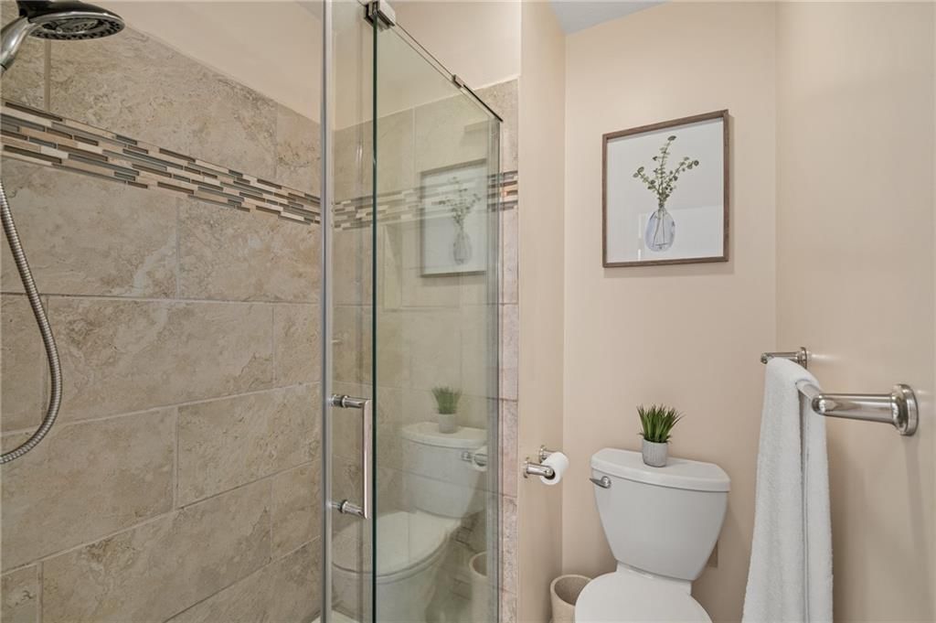 11721 Hemlock Street — photo 25