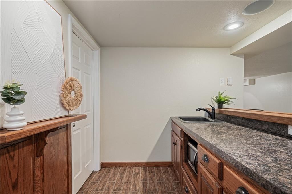 11721 Hemlock Street — photo 35