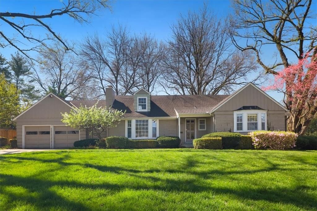 2711 W 67th Terrace, Mission Hills, KS