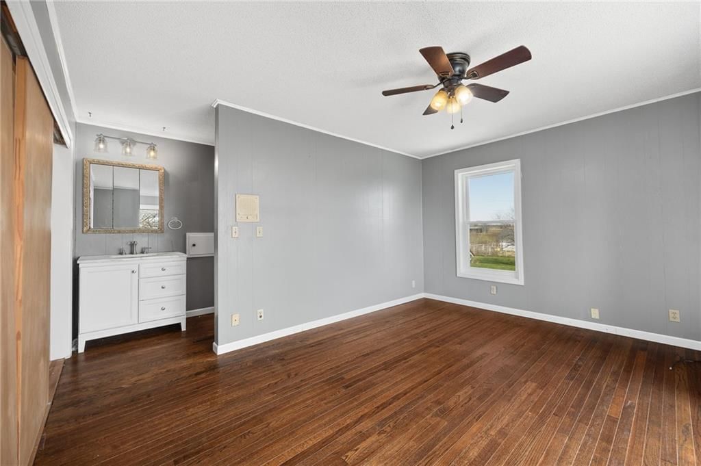 6585 NE Catawba Road — photo 27