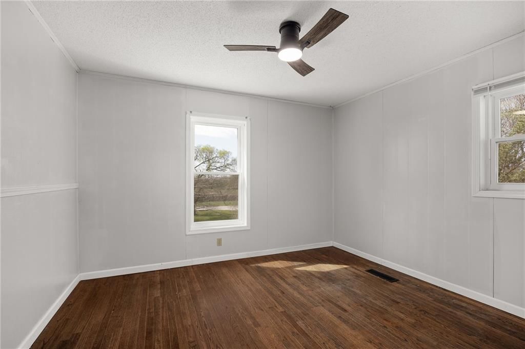 6585 NE Catawba Road — photo 31