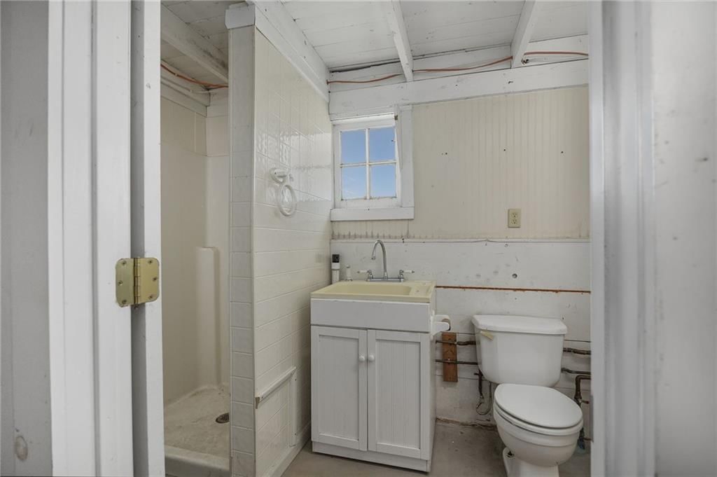 6585 NE Catawba Road — photo 45