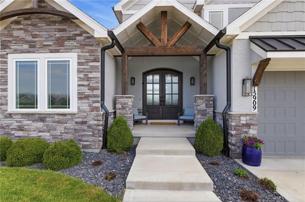 15909 Corbin Court — photo 3