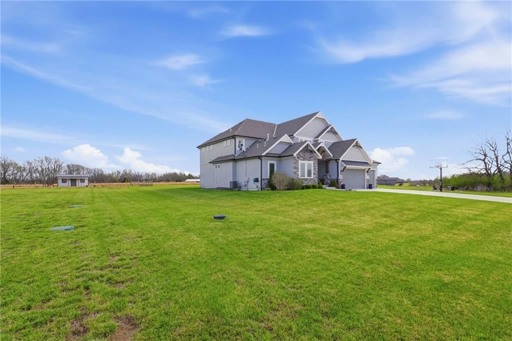 15909 Corbin Court — photo 4