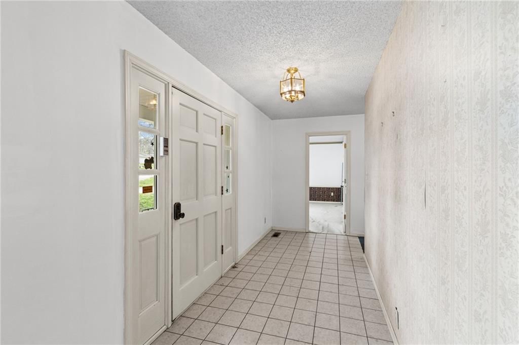 3300 S Hawthorne Avenue — photo 4