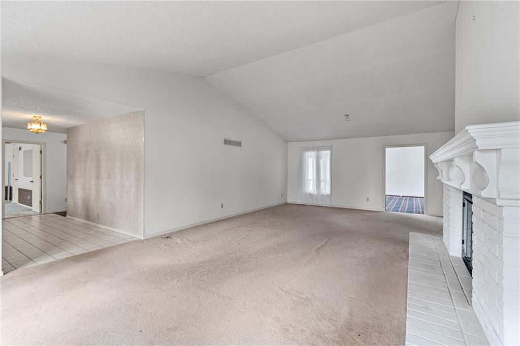 3300 S Hawthorne Avenue — photo 6