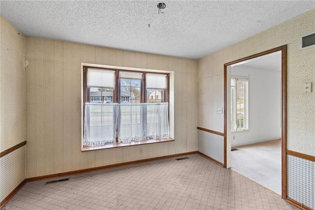 3300 S Hawthorne Avenue — photo 11