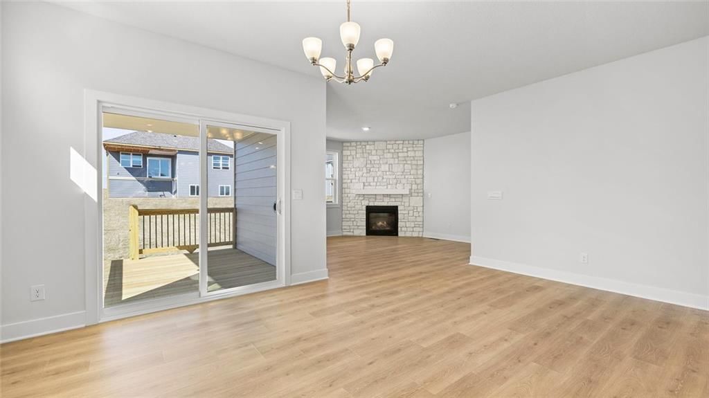 20917 W 188th Terrace — photo 8