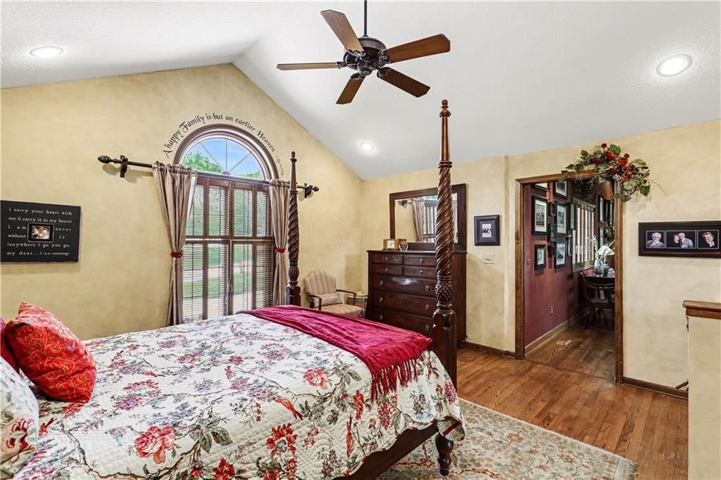 4404 Hickory Lane — photo 27