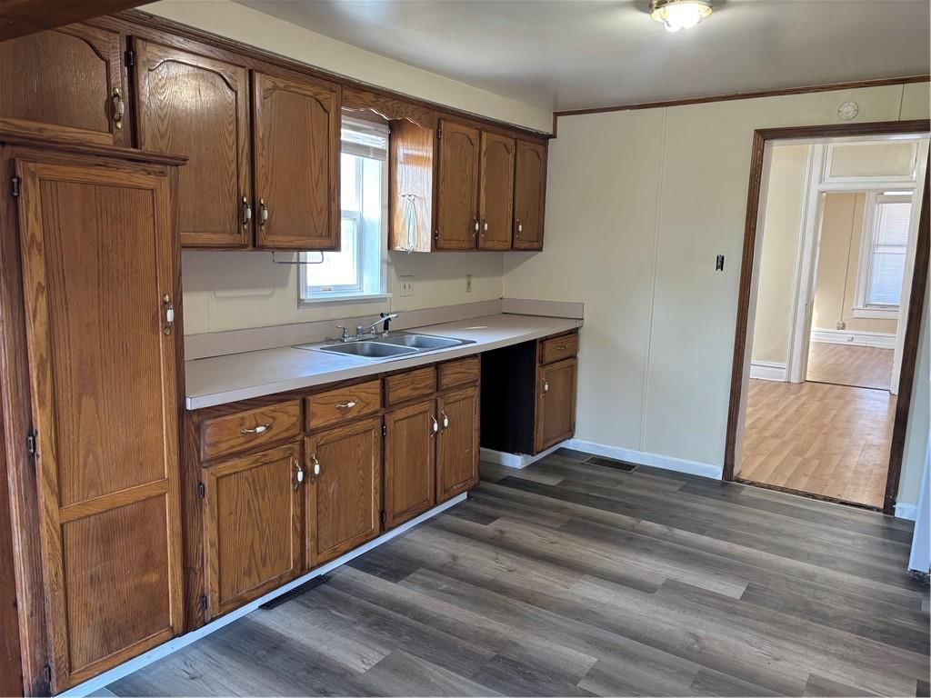 1507 S 10 Street — photo 6