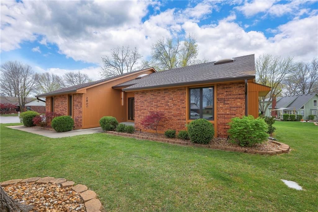 2800 Mohican Avenue — photo 2